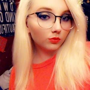 Meet your Posher, Tori